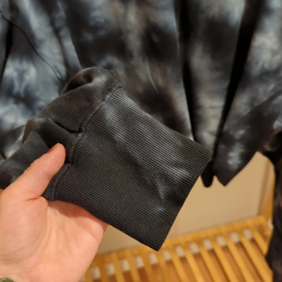 Crop sweater - Picture 3 of 4